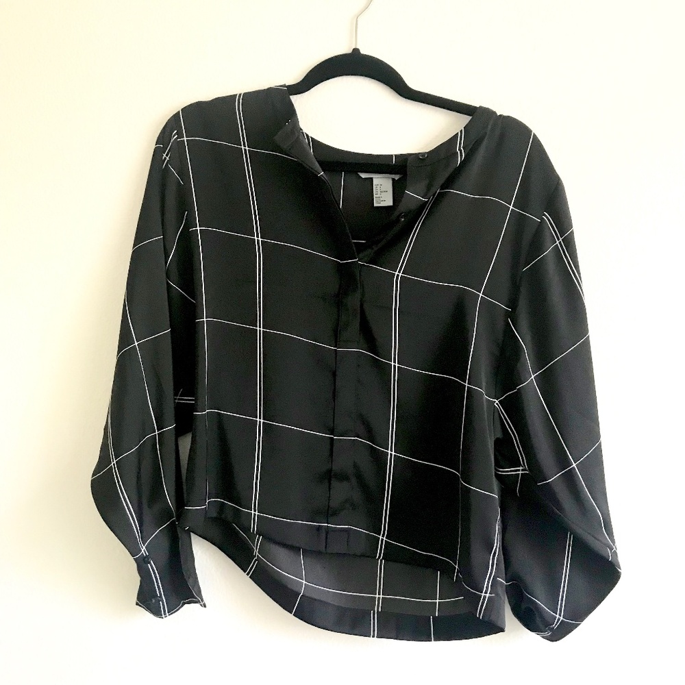 Black pattern oversize flowy shirt (4)
